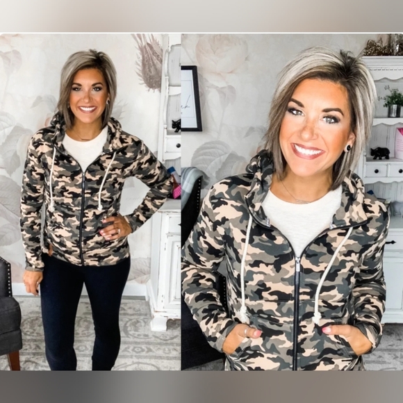 NWOT ☆ Ampersand Ave Zip-up - Picture 1 of 15